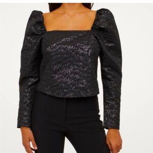 Good Condition H&M Large square neck long sleeve top